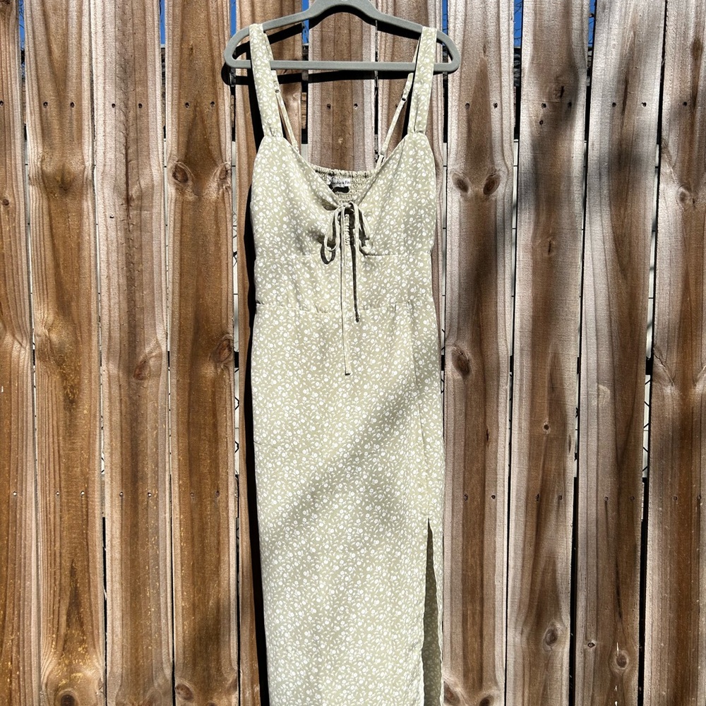 Floral Abercrombie & Fitch Midi Dress